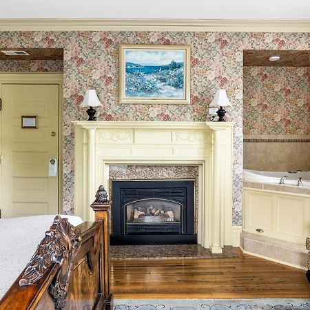 The Inn At Erlowest Lake George Exterior foto