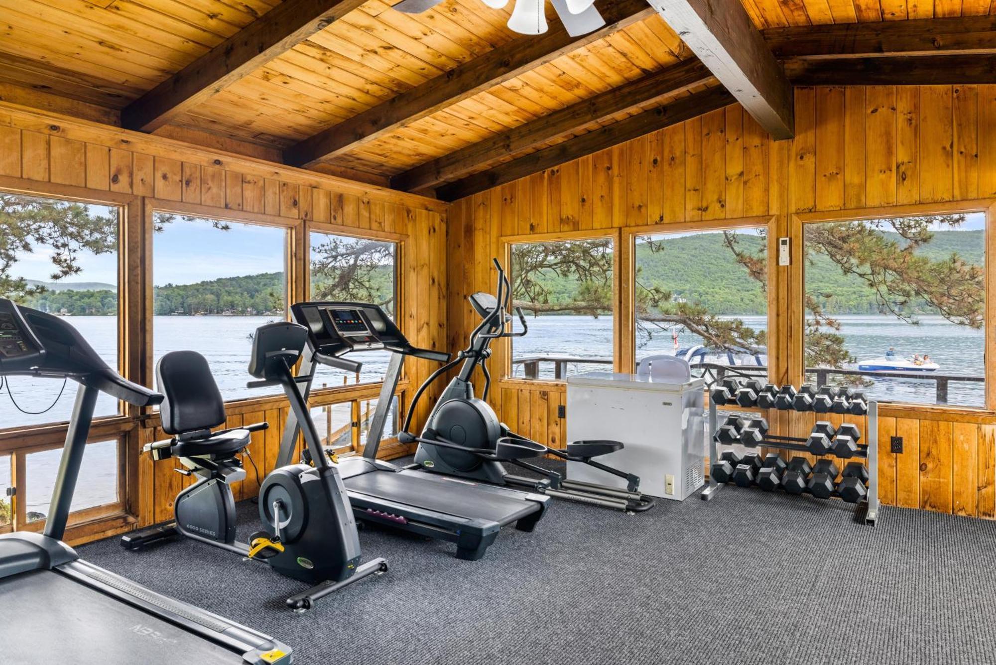 The Inn At Erlowest Lake George Exterior foto