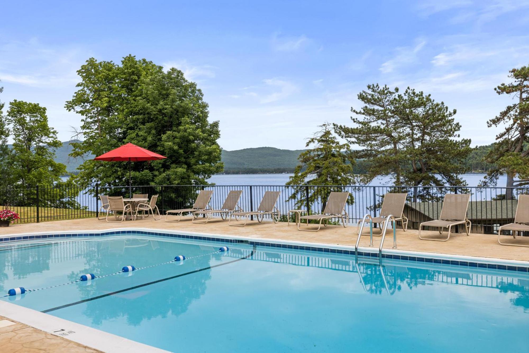 The Inn At Erlowest Lake George Exterior foto