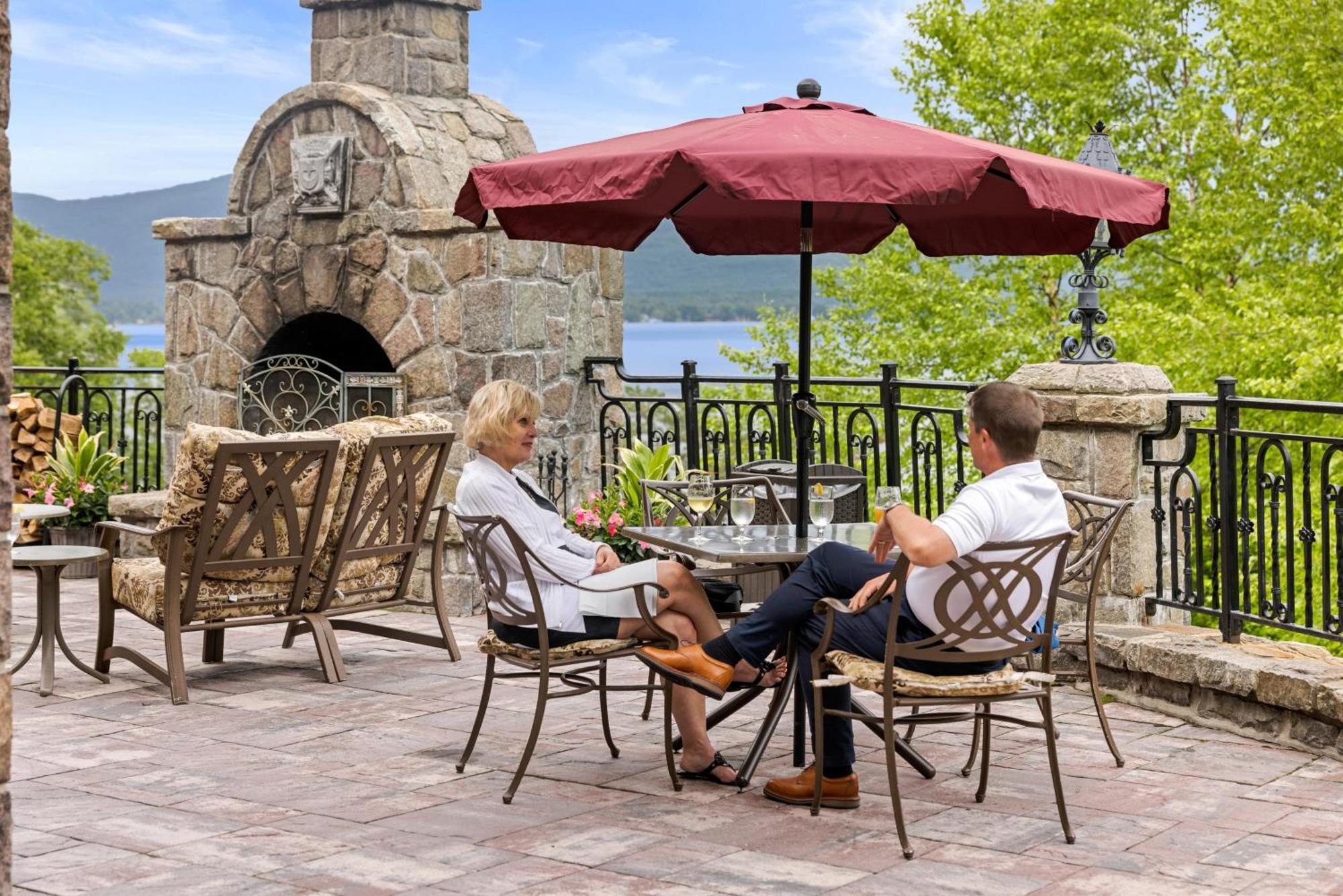 The Inn At Erlowest Lake George Exterior foto