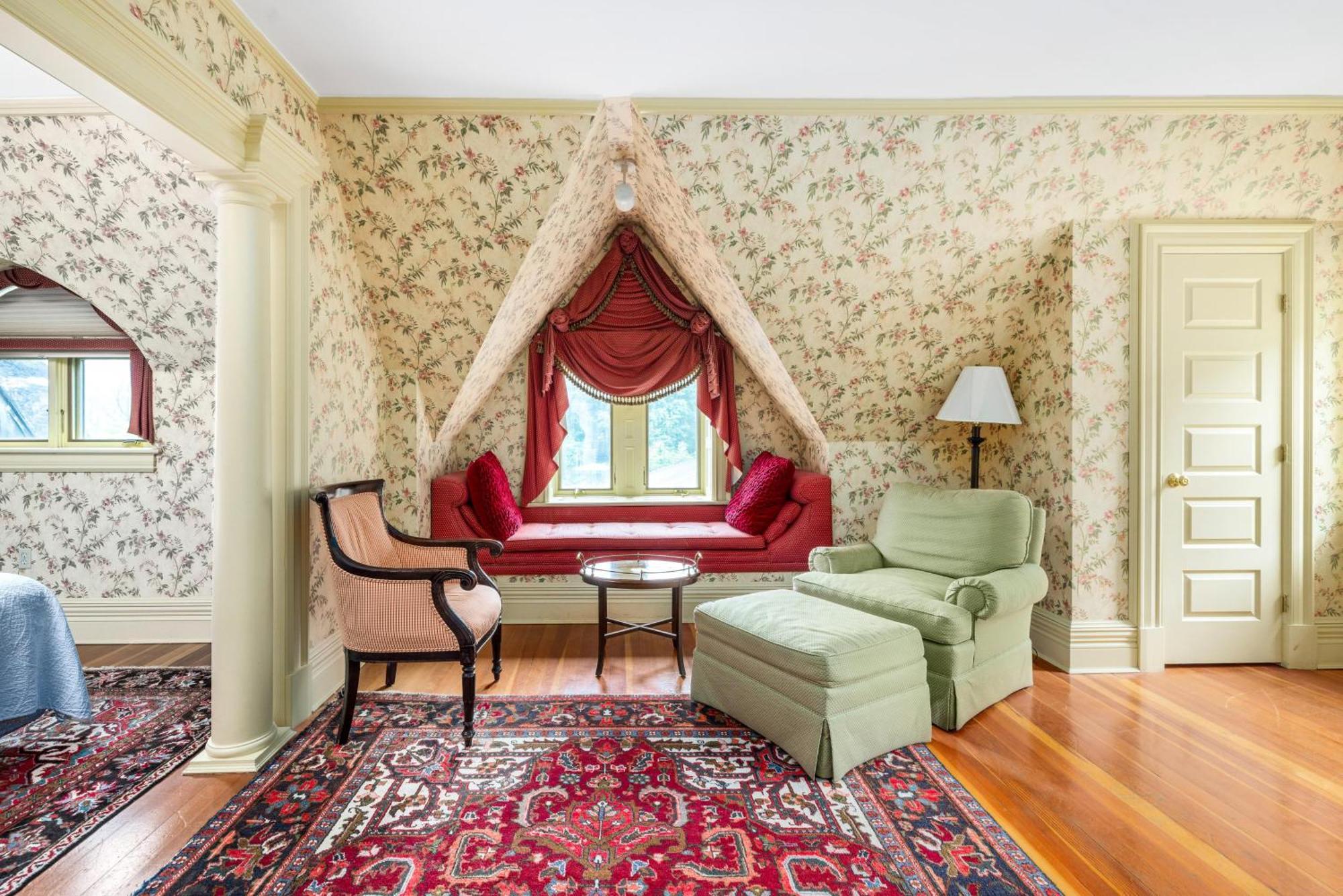 The Inn At Erlowest Lake George Exterior foto
