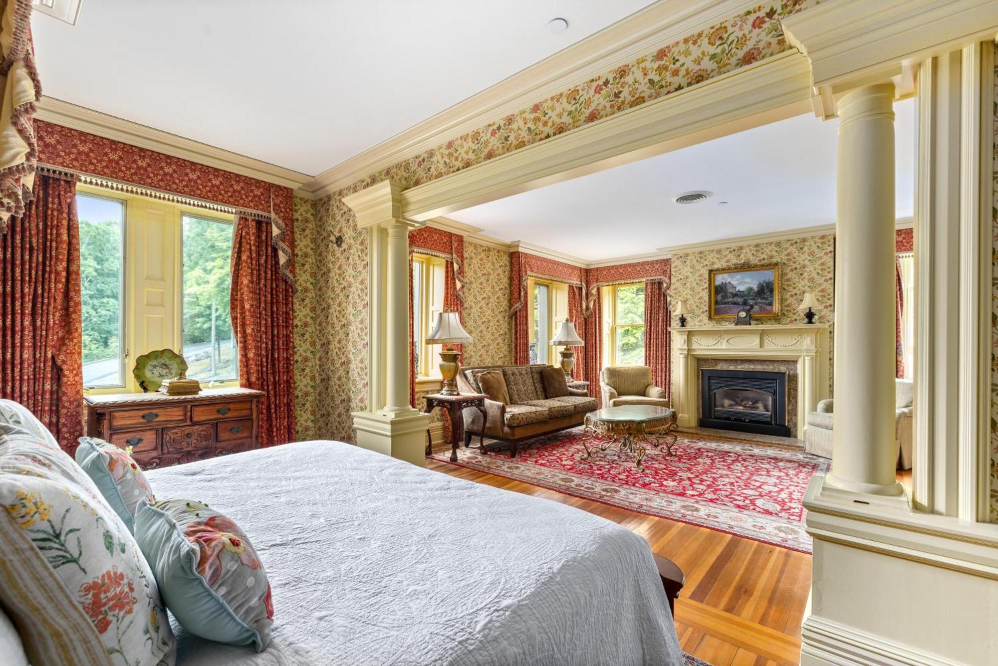 The Inn At Erlowest Lake George Exterior foto